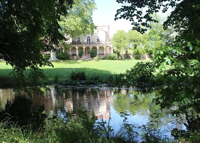 Bienvenue Chez Simon - Au Coeur Du Domaine Viticole Chateau La Dournie 圣希尼扬