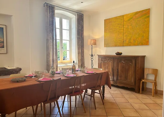 Bienvenue Chez Simon - Au Coeur Du Domaine Viticole Chateau La Dournie * 圣希尼扬