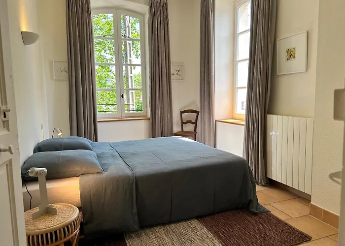 Bienvenue Chez Simon - Au Coeur Du Domaine Viticole Chateau La Dournie *